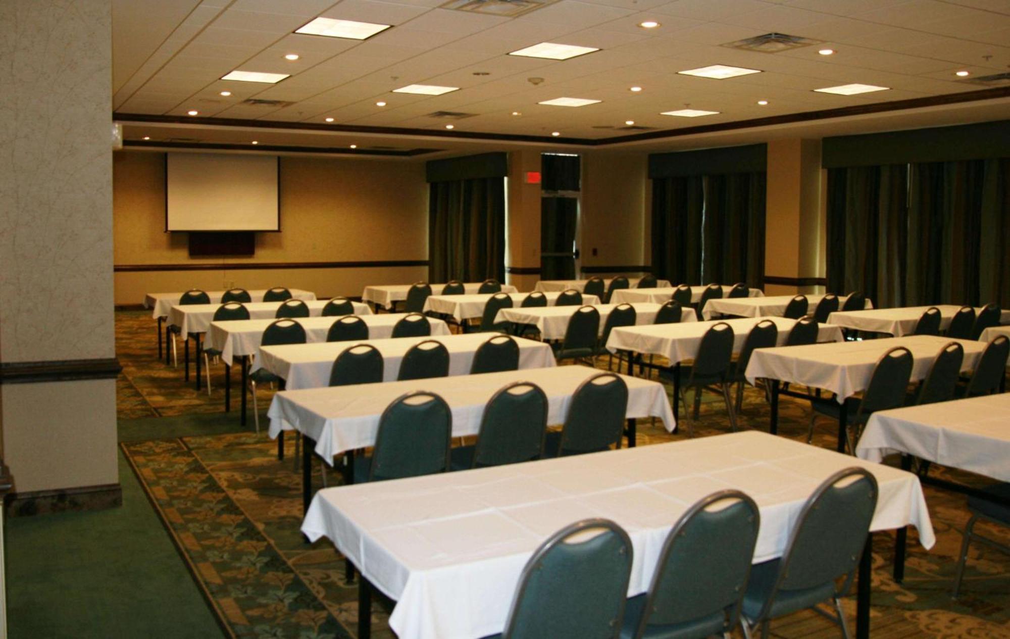 Hilton Garden Inn Valdosta Exterior photo