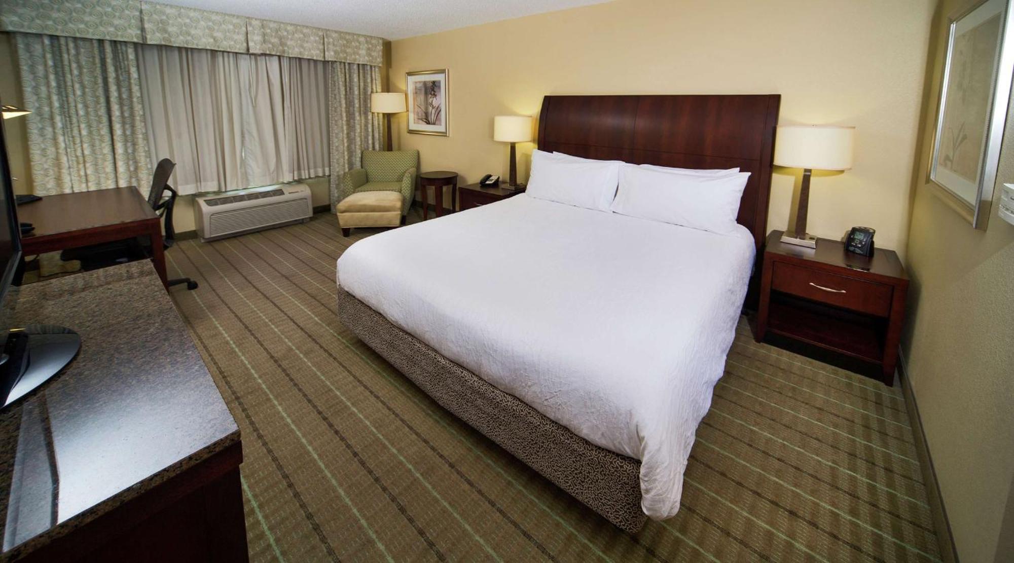 Hilton Garden Inn Valdosta Exterior photo
